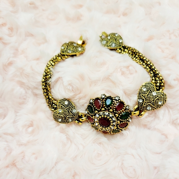 COPY - New Special Vintage Rustic golden bracelet Emerald and rubies - Picture 8 of 11